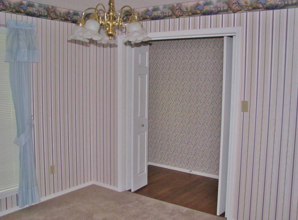 321 MEADOW Road, Russellville, AR 72802