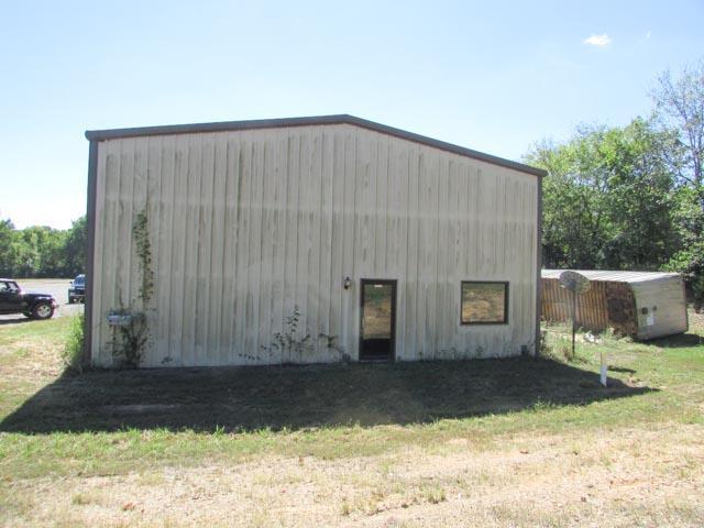 8411 West US HWY 64, London, AR 72802