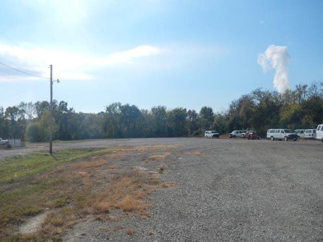 8411 West US HWY 64, London, AR 72802