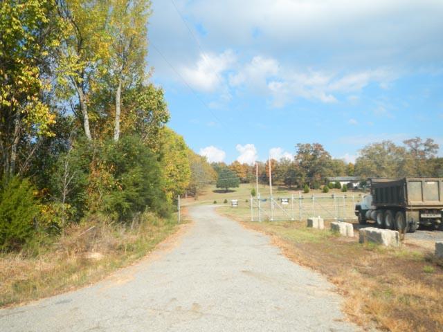 8411 West US HWY 64, London, AR 72802