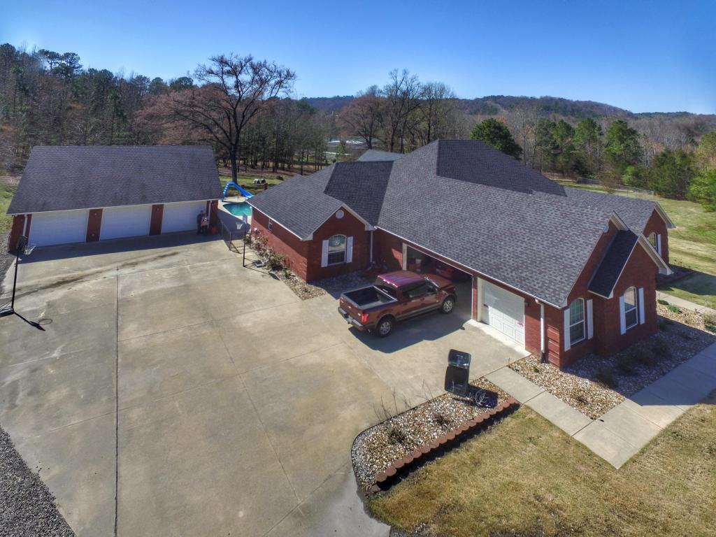 35 Walthall Road, Russellville, AR 72802