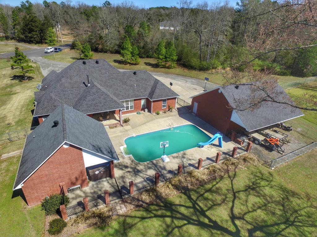 35 Walthall Road, Russellville, AR 72802
