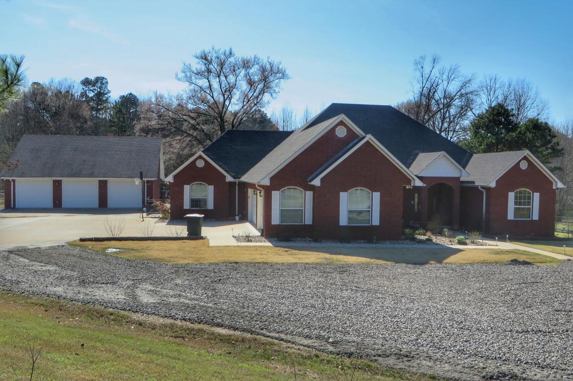 35 Walthall Road, Russellville, AR 72802