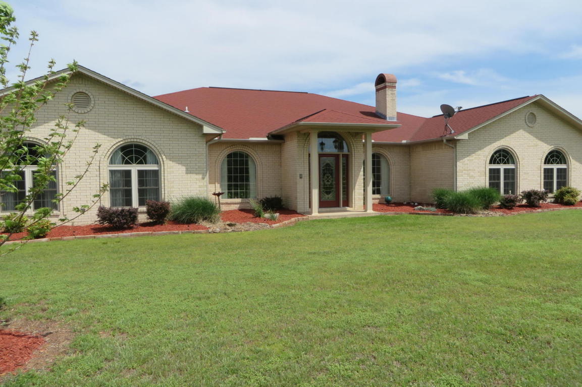135 DARTER Lane, Russellville, AR 72802