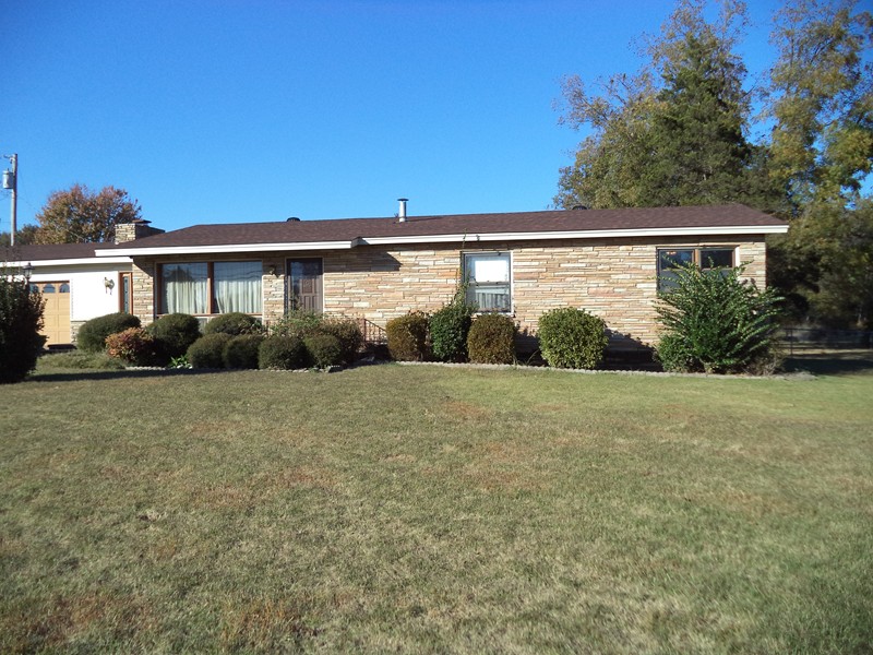 2008 West Main, Clarksville, AR 72830