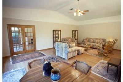 1301 N College Avenue, Clarksville, AR 72830