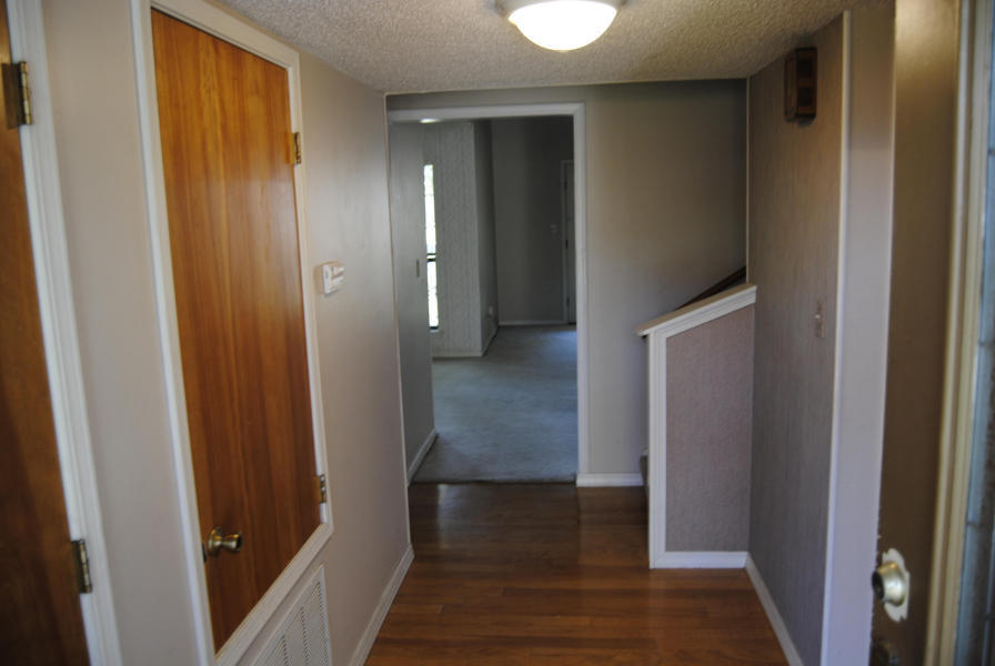 28 COUNTRY CLUB Road, Dover, AR 72837
