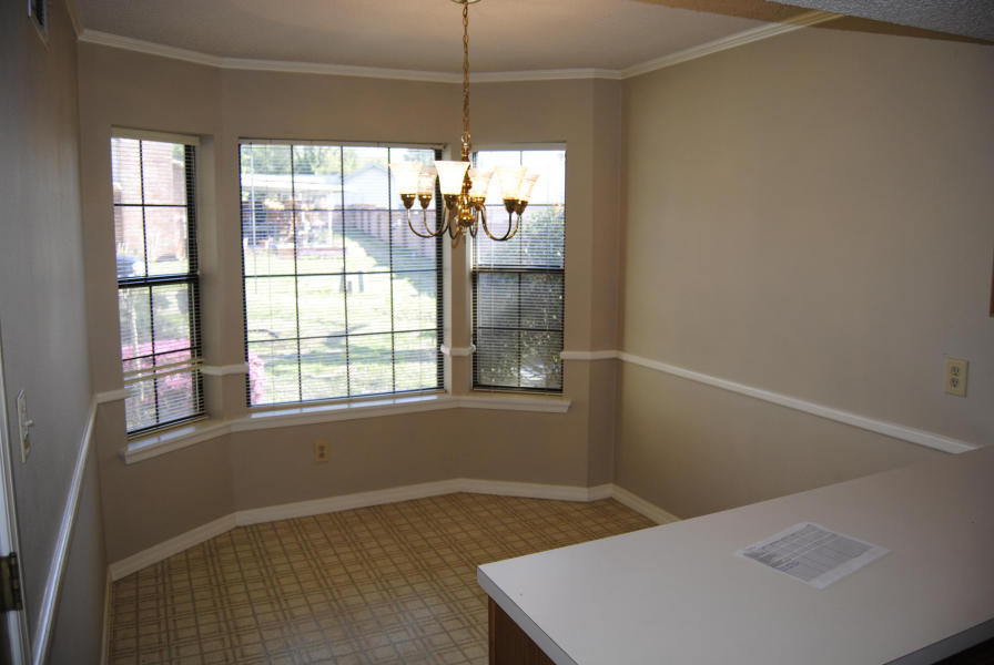 28 COUNTRY CLUB Road, Dover, AR 72837