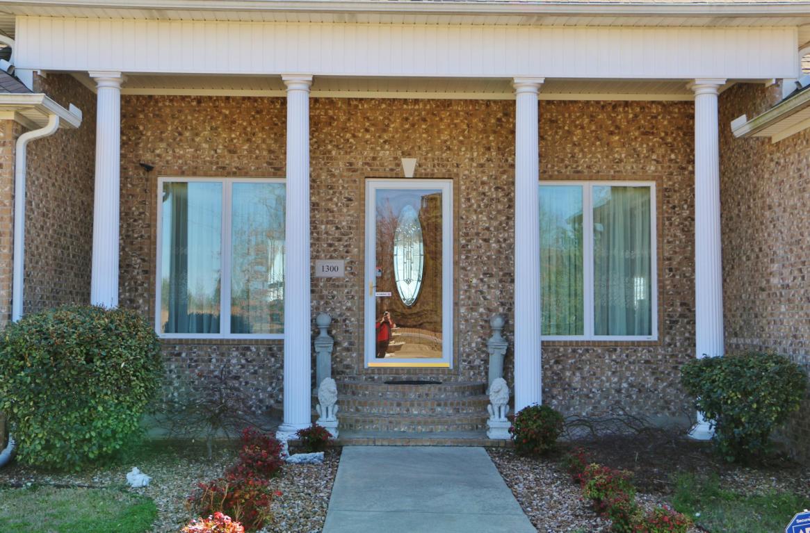 1300 Country Club Road, Dover, AR 72837