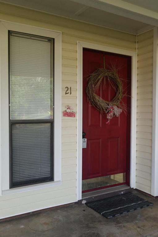 21 London Cove Drive, London, AR 72847