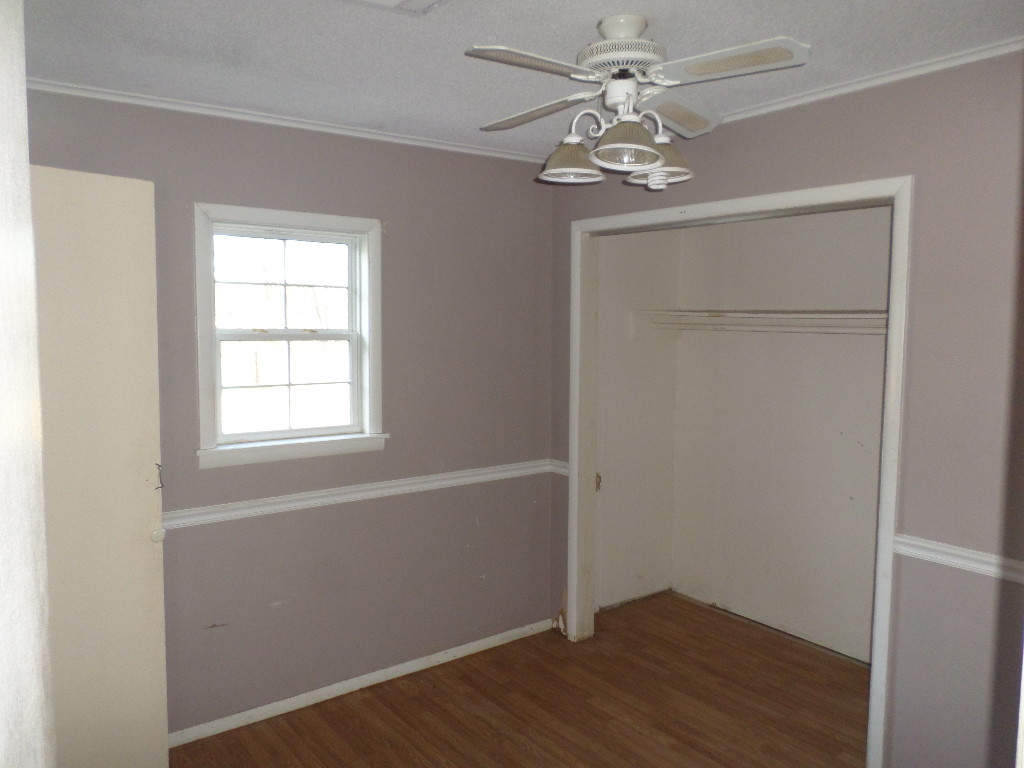 13377 Old Military RdNew Blaine, AR, 72851Logan County