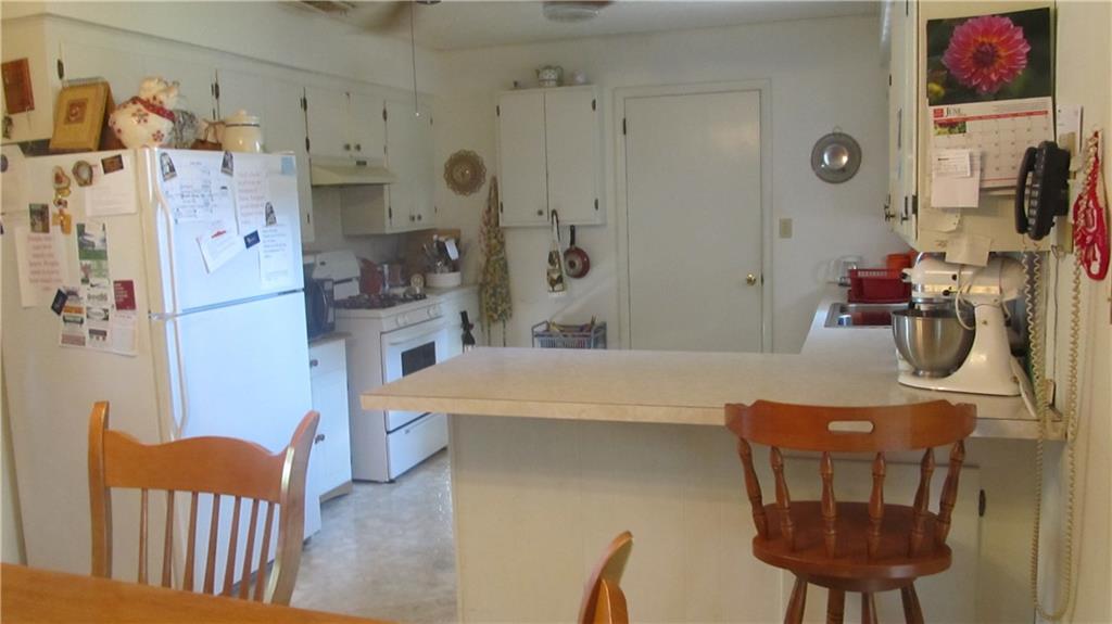 1214 ElmST, Paris, AR 72855