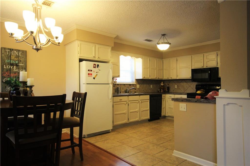 9123 SkyparkDR, Fort Smith, AR 72903