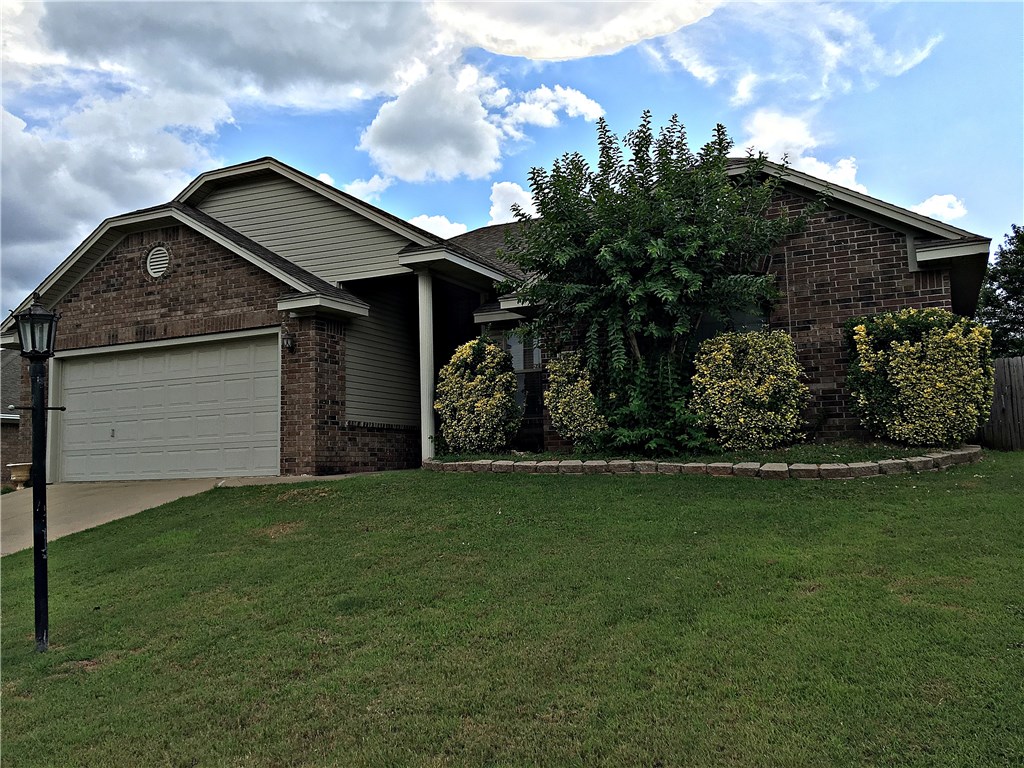 7514 Red PineDR, Fort Smith, AR 72916