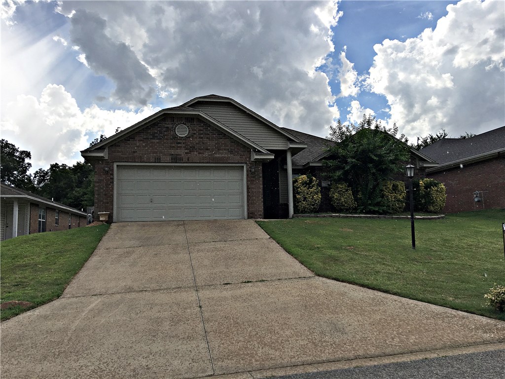 7514 Red PineDR, Fort Smith, AR 72916