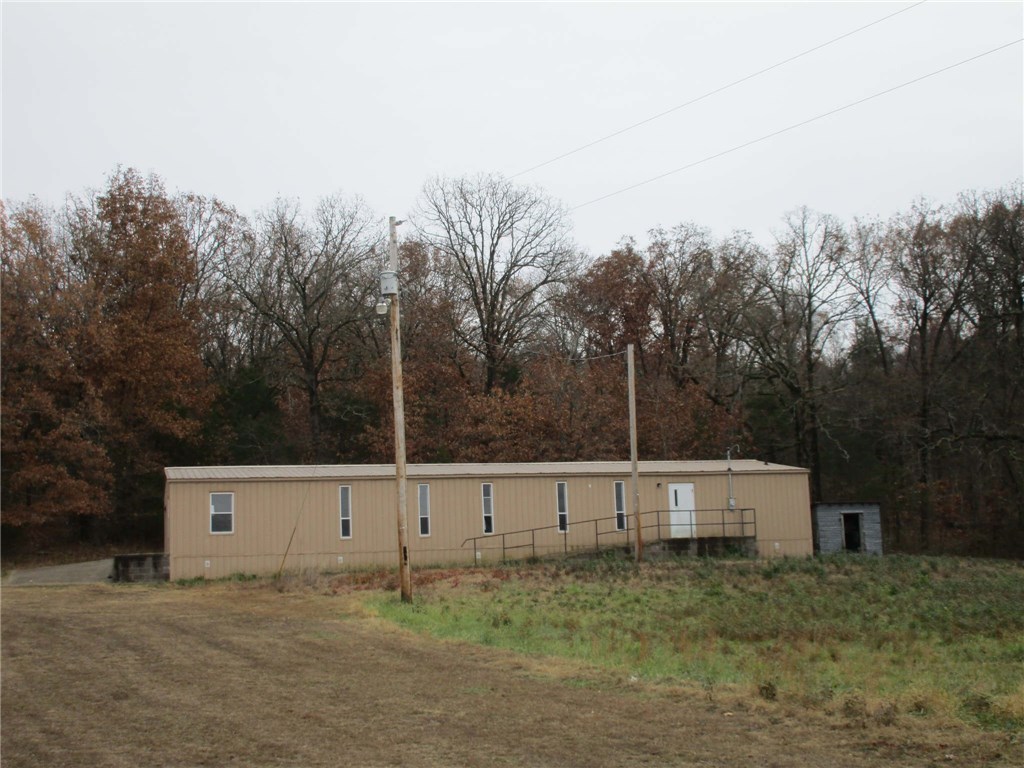 8430 59HWY, Cedarville, AR 72932