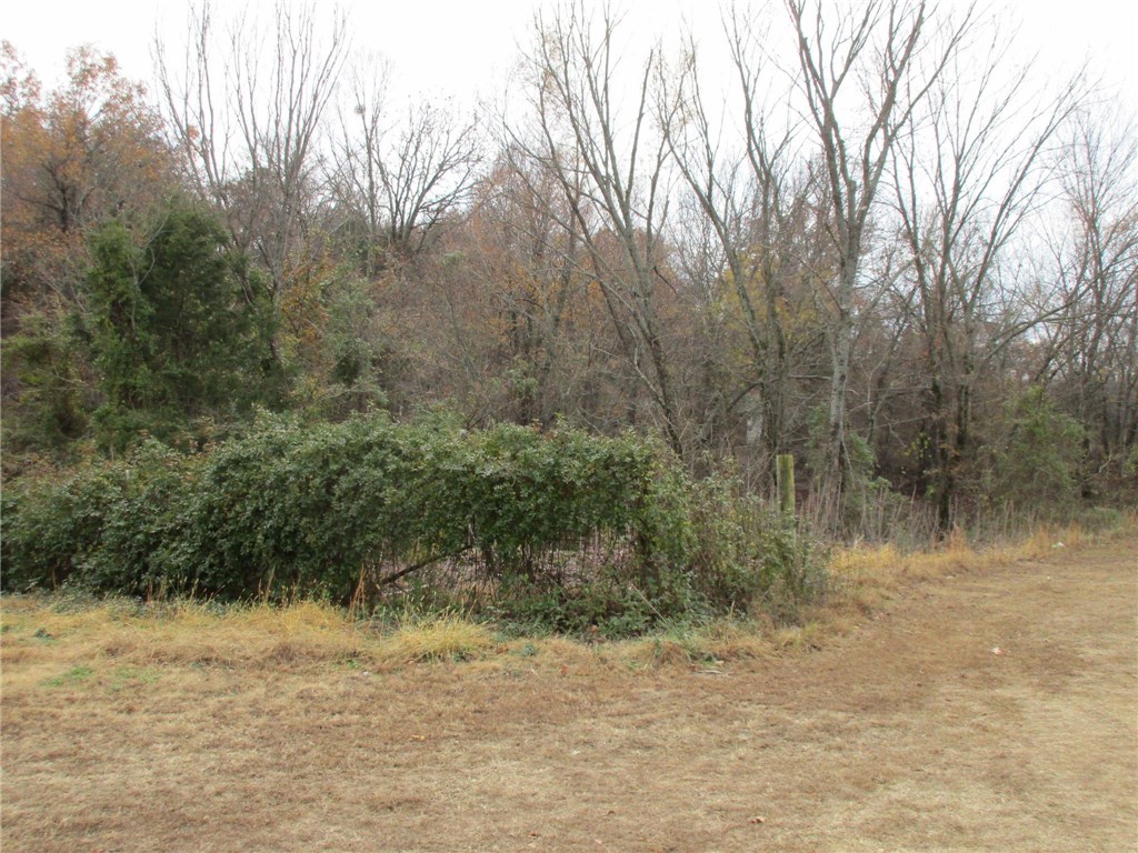 8430 59HWY, Cedarville, AR 72932