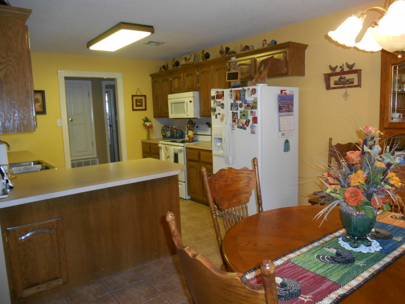 22 W. Adams St., Charleston, AR 72933
