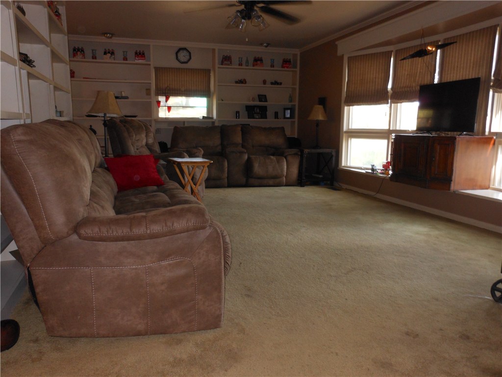 210W MainST, Charleston, AR 72933