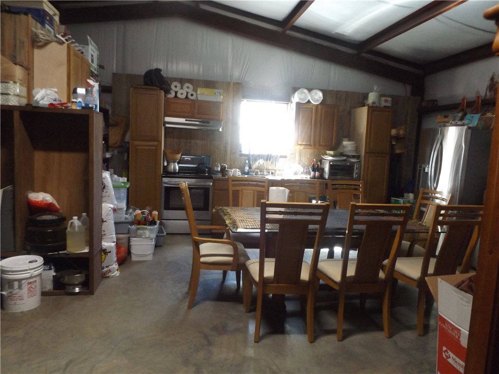 557N RattlesnakeRD, Charleston, AR 72933