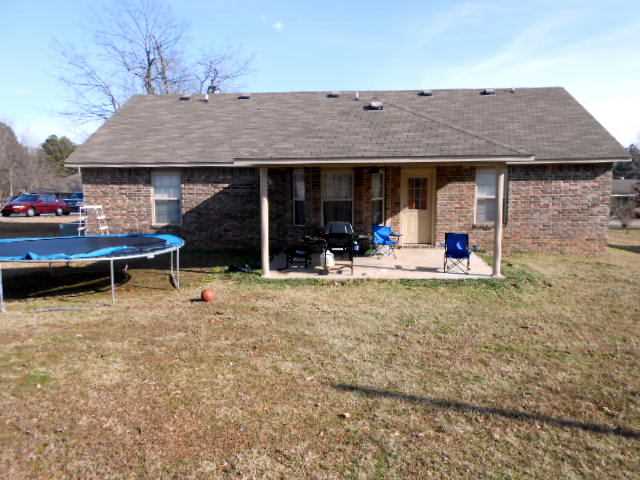 823 Berry St, Greenwood, AR 72936
