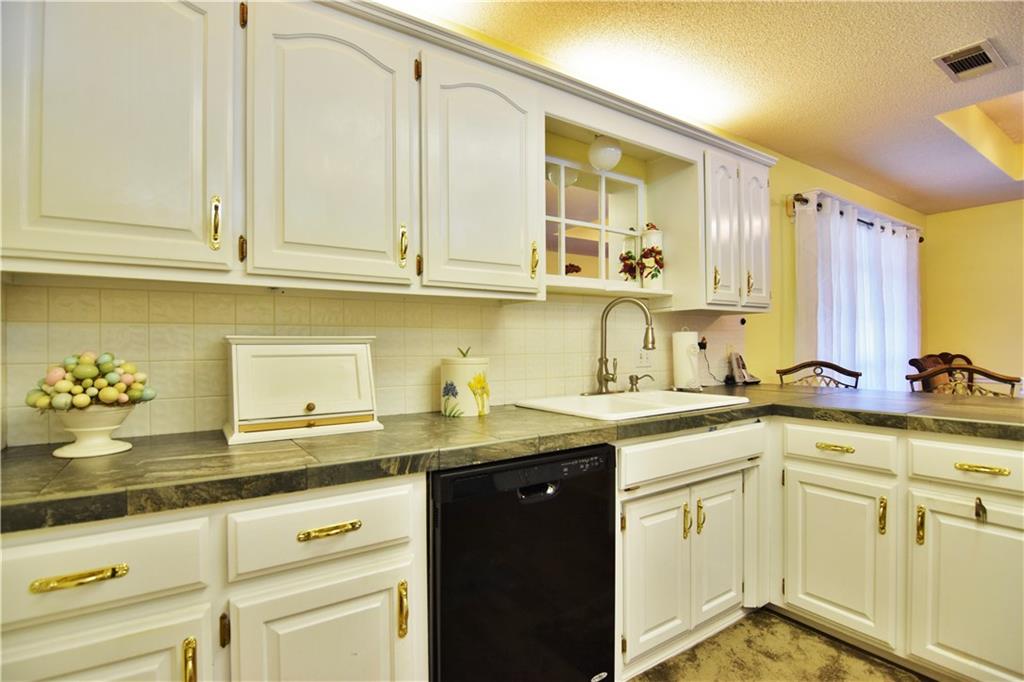 2107 CordovaTER, Greenwood, AR 72936