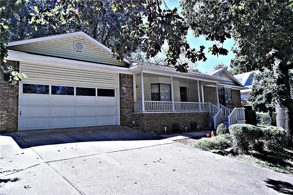 605 Azure HillsDR, Van Buren, AR 72956