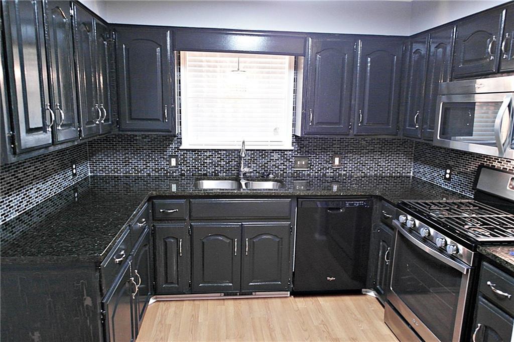 605 Azure HillsDR, Van Buren, AR 72956