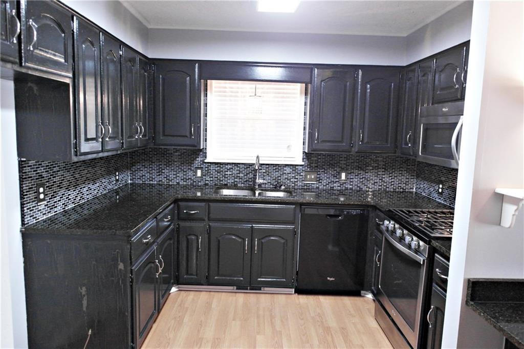 605 Azure HillsDR, Van Buren, AR 72956