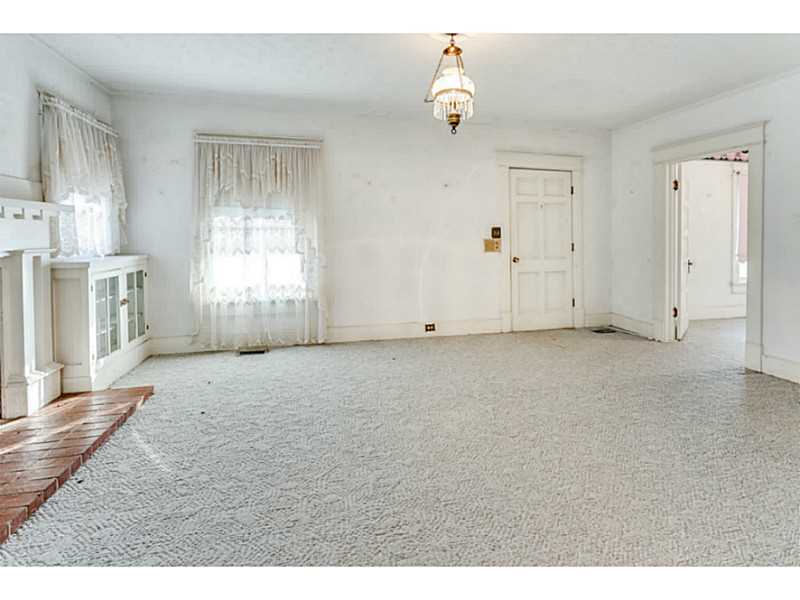 607 Main St, Dyer, AR 72956