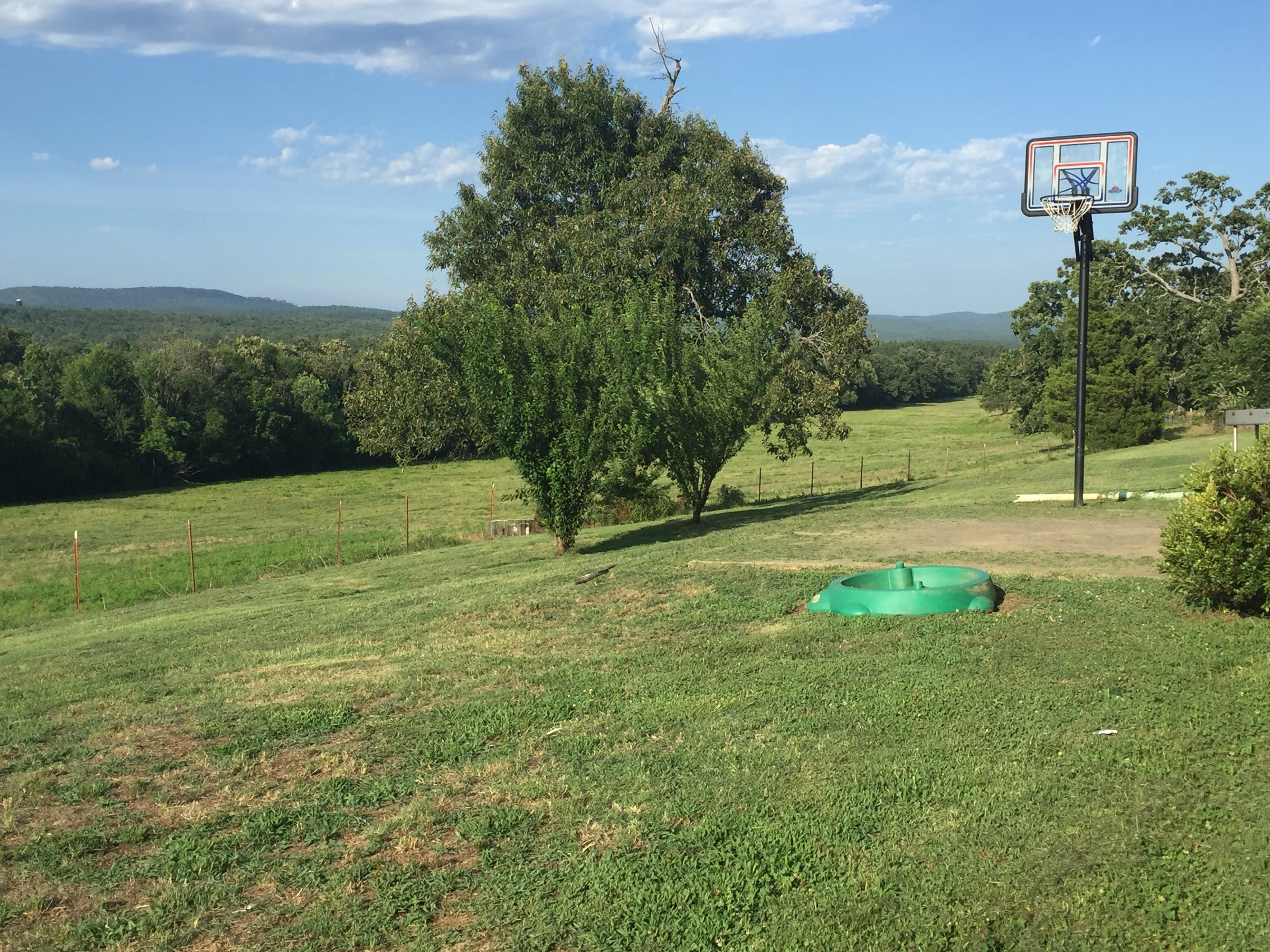 2072 Link Rd, Waldron, AR 72958