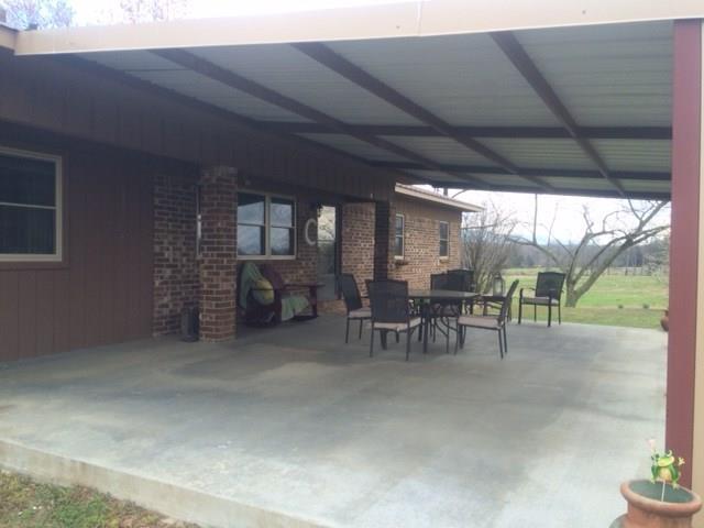 2108 DOVE CREEKRD, Waldron, AR 72958