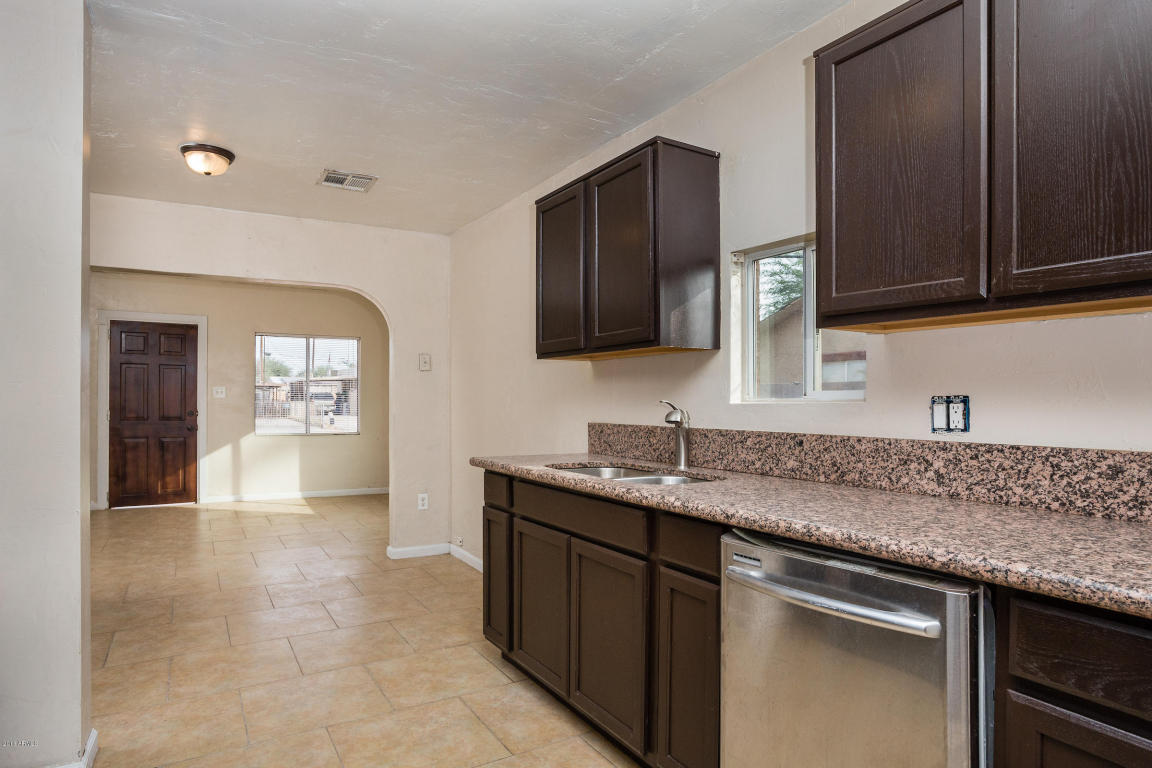 3739 E TAYLOR Street, Phoenix, AZ 85008