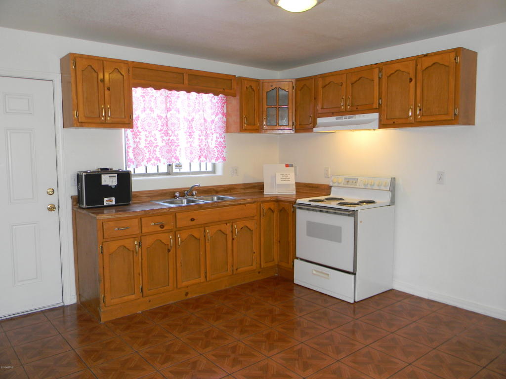 3934 W SHERMAN Street, Phoenix, AZ 85009