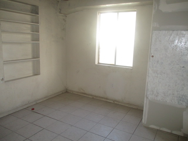 3917 W Grant StPhoenix, AZ, 85009Maricopa County