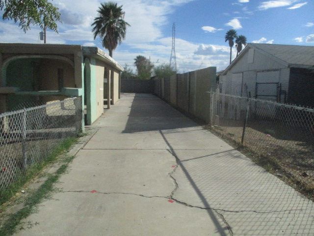 3917 W Grant StPhoenix, AZ, 85009Maricopa County