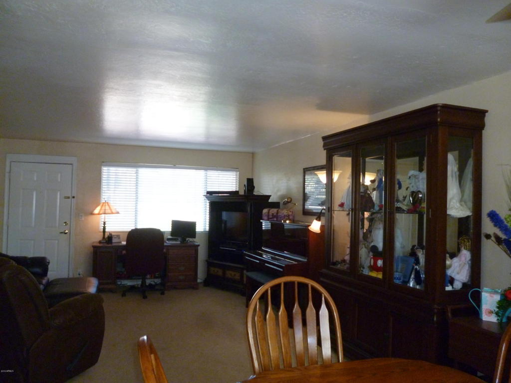 1111 E TURNEY Avenue, Phoenix, AZ 85014