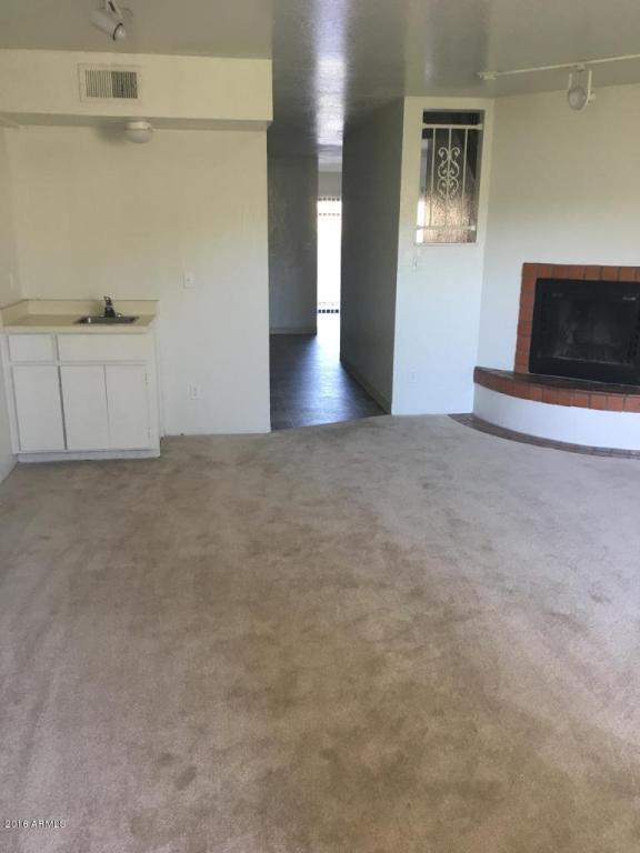 1702 E OCOTILLO Road, Phoenix, AZ 85016