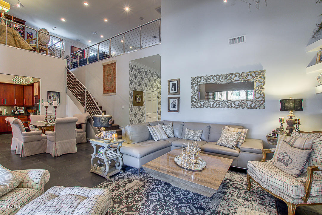 3053 E CLAREMONT Avenue, Phoenix, AZ 85016