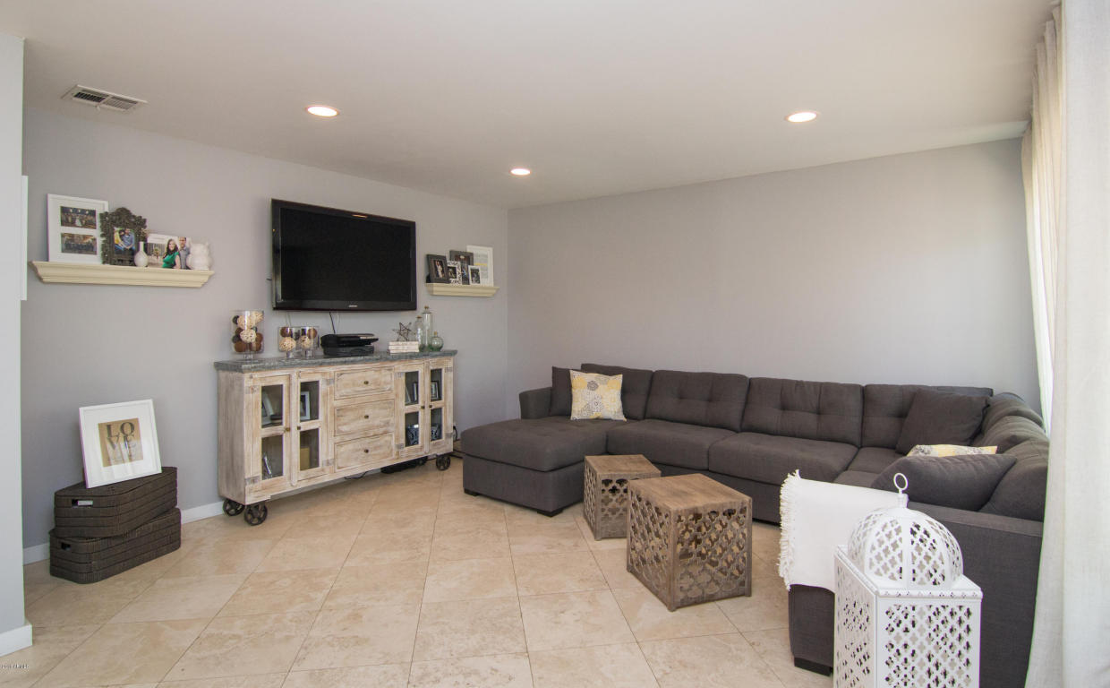 3016 E ROMA Avenue, Phoenix, AZ 85016