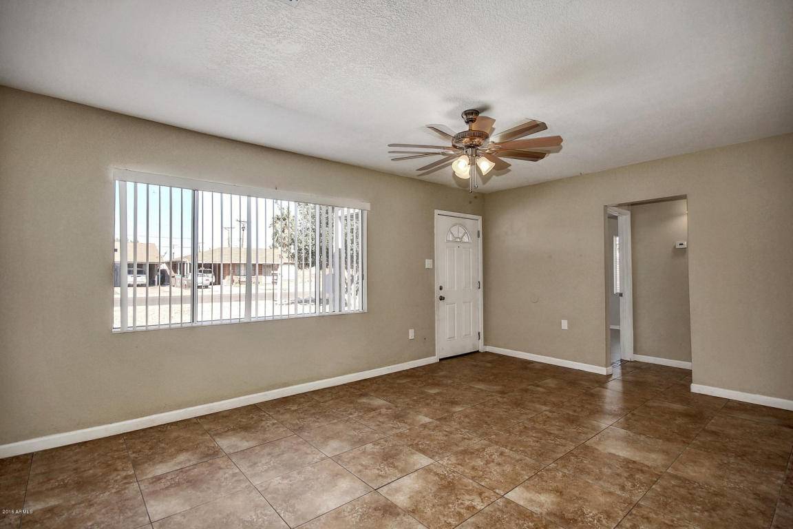 2541 W Montebello Avenue, Phoenix, AZ 85017