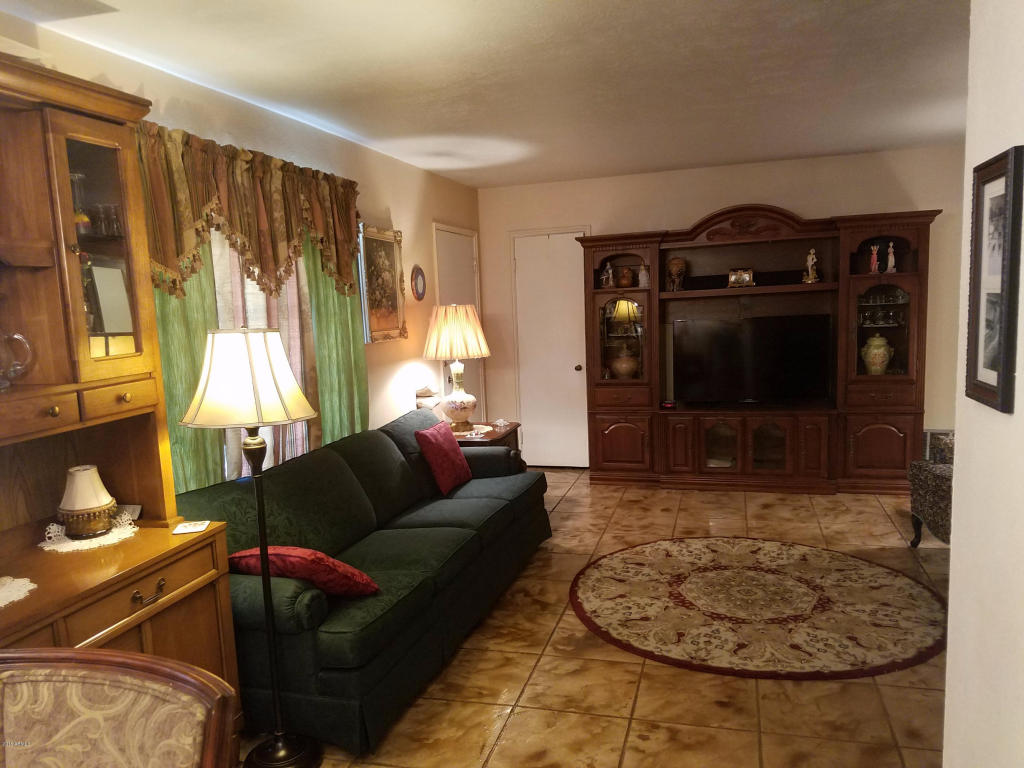 3327 W Sells Drive, Phoenix, AZ 85017