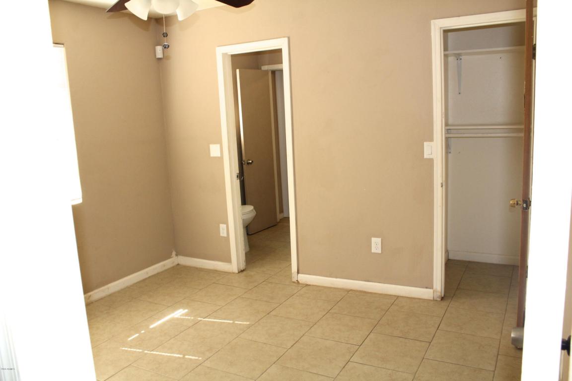 3215 W Roma Avenue, Phoenix, AZ 85017