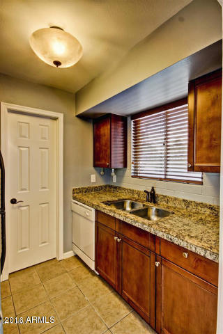 4204 N 38TH Street, Phoenix, AZ 85018