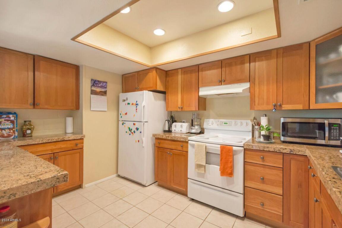 4201 E CAMELBACK Road, Phoenix, AZ 85018