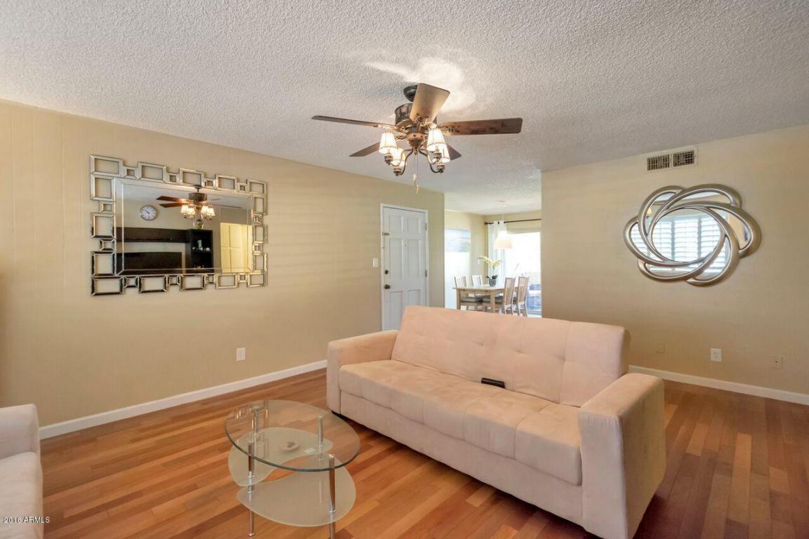 4201 E CAMELBACK Road, Phoenix, AZ 85018