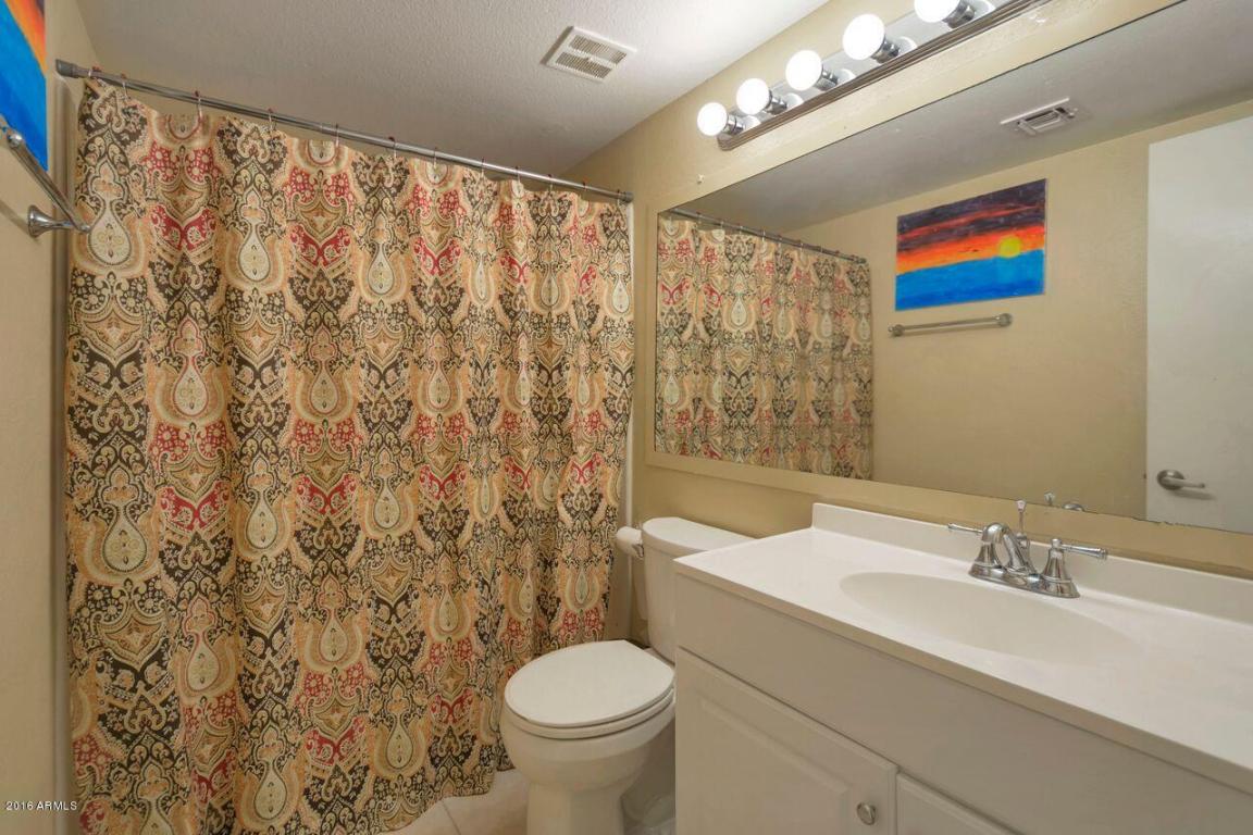 4201 E CAMELBACK Road, Phoenix, AZ 85018