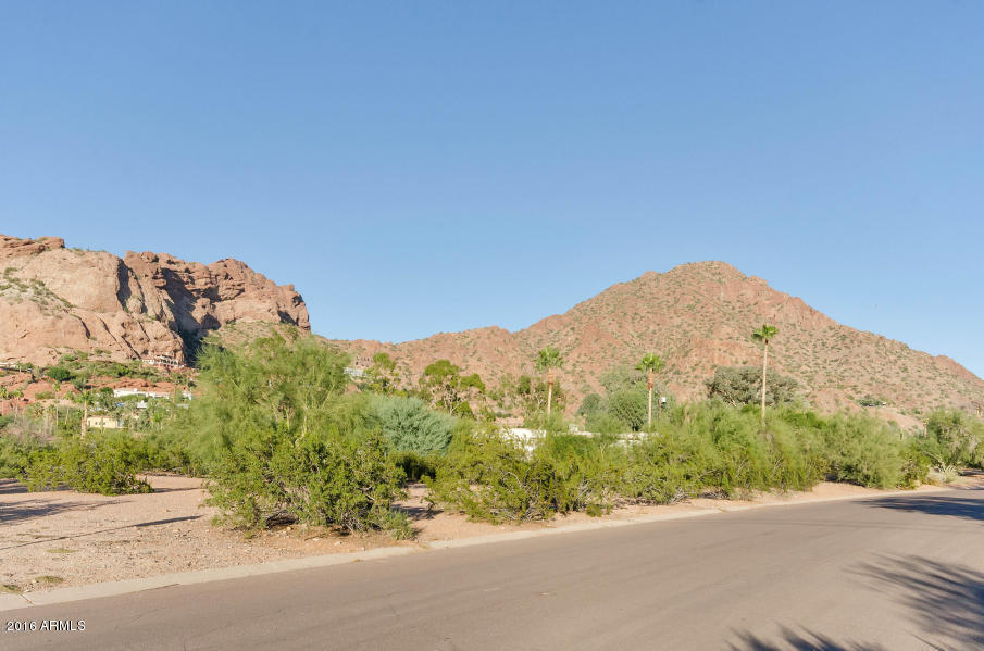 5111 N CAMELHEAD Road, Phoenix, AZ 85018