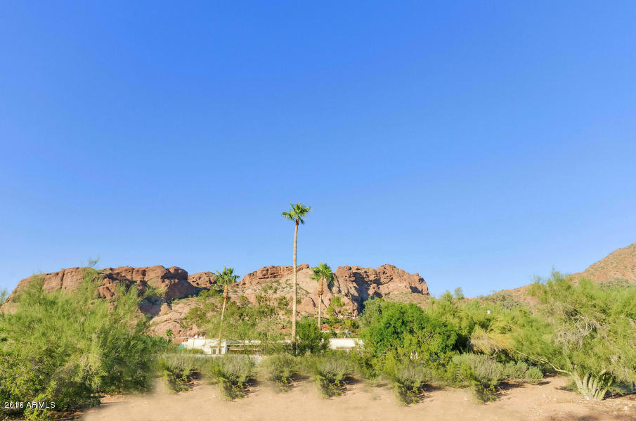 5111 N CAMELHEAD Road, Phoenix, AZ 85018