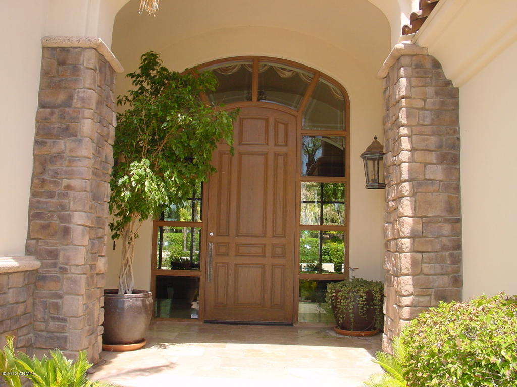 5112 E ROCKRIDGE Road, Phoenix, AZ 85018